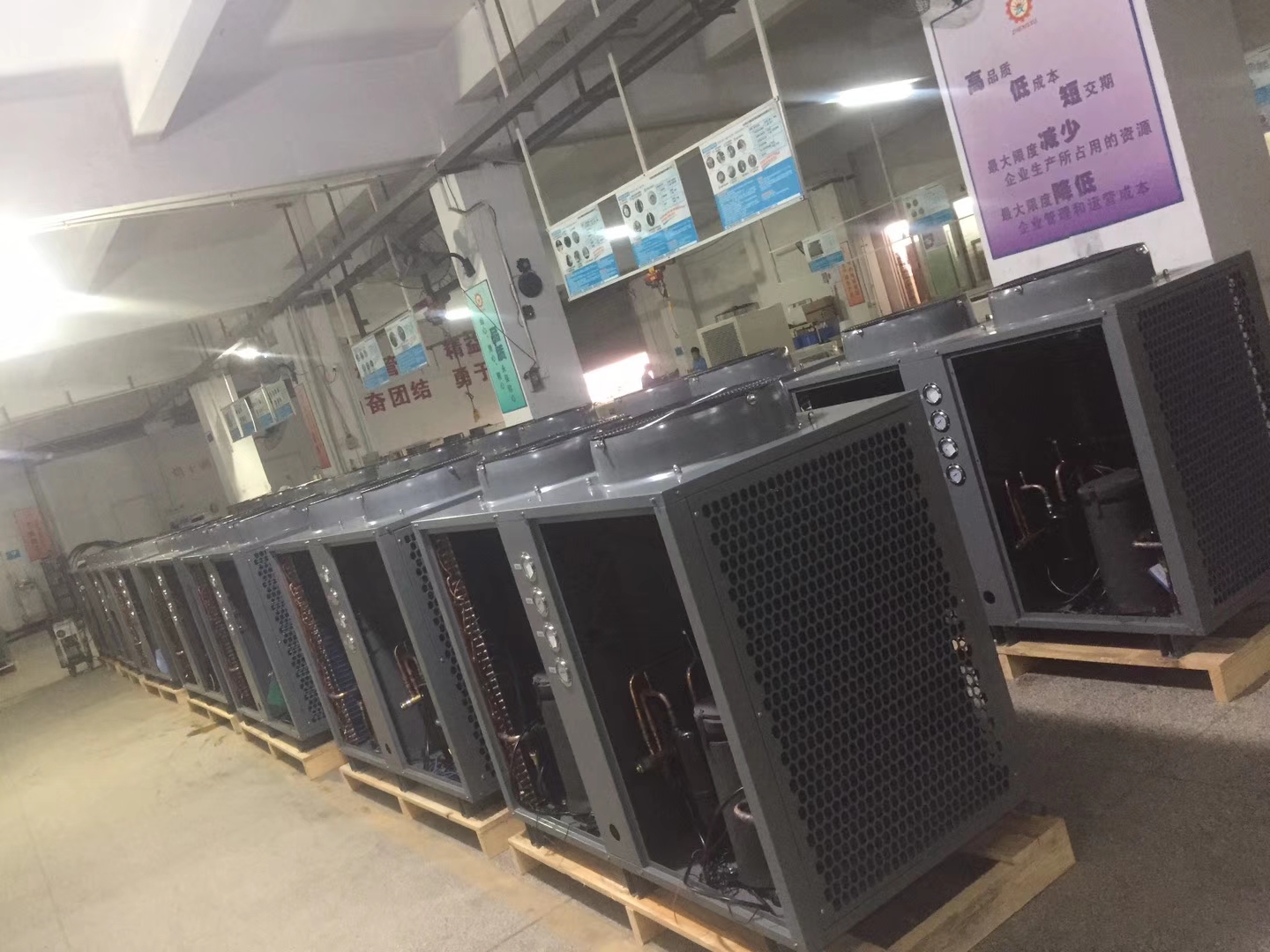 暖通師傅講大實話:千萬不要裝燃氣壁掛爐,家用空氣能采暖更安全 暖通師傅講大實話:千萬不要裝燃氣壁掛爐,家用空氣能采暖更安全